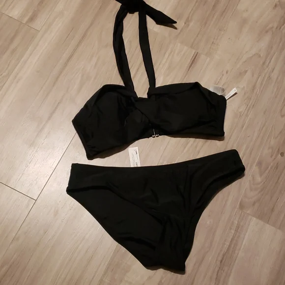 Cupshe Bikini Set (M) - Picture 4 of 10